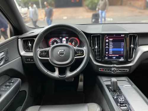 Volvo XC60 T8 Hibrida