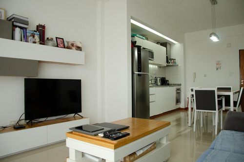 Venta De Departamento 2 Ambientes En Haras Maria Eugenia R