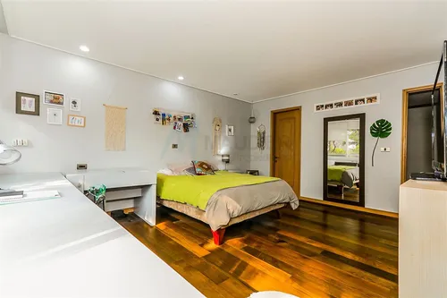 Departamento En Arriendo De 6 Dorm. En Las Condes