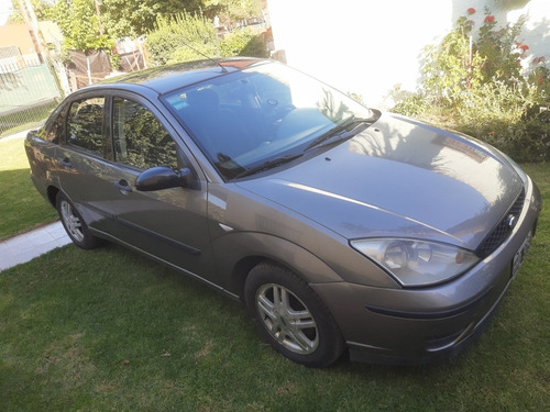 Ford Focus 2.0 Sedan Edge Mp3 2008