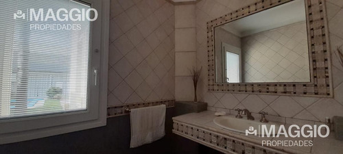 Venta Casa 5 Ambientes Haedo