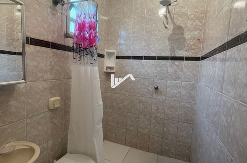 Imagem 11 de 17 de Casa Na Vila Loty, Em Itanhaém C/02dormitórios (analisa Entrada E Parcelas. )