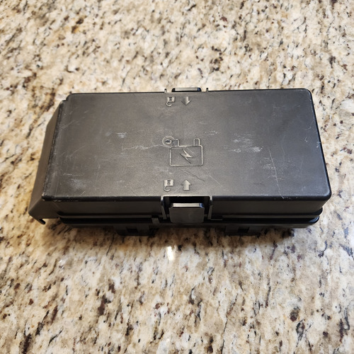 2008-09 Pontiac G6 3.6l Caja De Fusibles 25883025 (Usado)