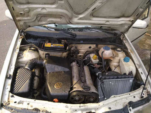 Volkswagen Gol 2000 1.0 16v 5p