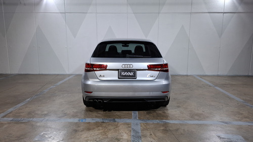 Audi A3 1.4 DYNAMIC DCT