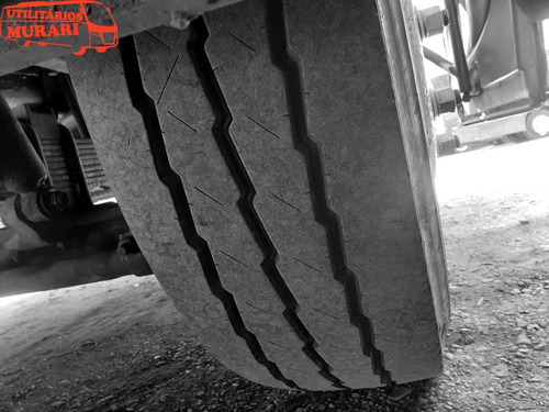Imagem 9 de 10 de Viaggio 1050 Volks 17-210 Dianteiro 2001 48 Lug Dt-ref 504