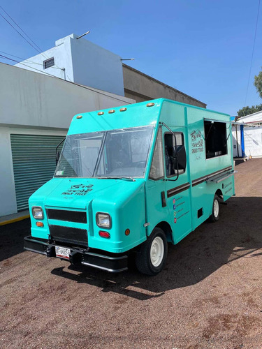 Imagen 1 de 7 de Combi Food Truck