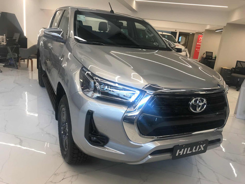 Toyota Hilux Srv 2,8tdi 204hp 4x4 Aut Entrega Inmediata