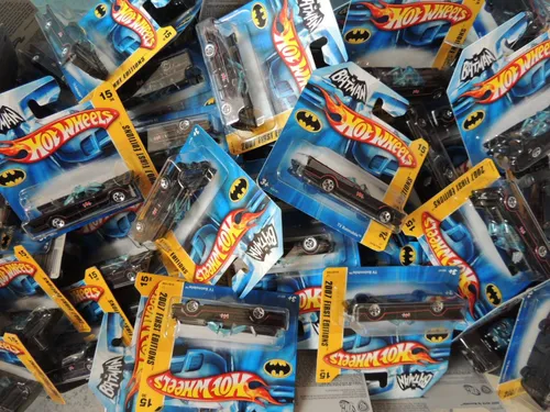 Hot Wheels Batm vel Batmobile First Edition 2007