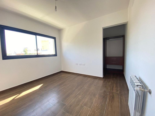 Imagen 8 de 11 de Cerro De Las Rosas, Duplex A Estrenar