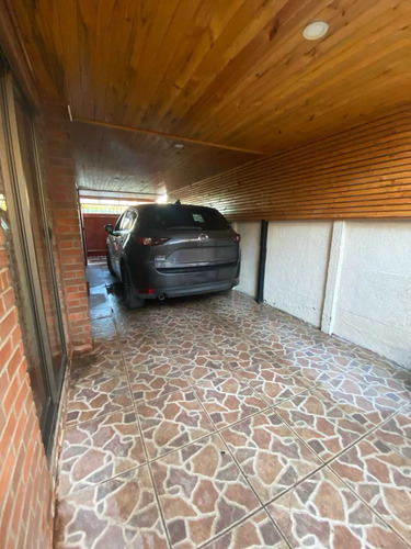 Hermosa Y Amplia Casa En Curico (105887)