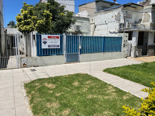 Venta Casa 4 Ambientes - Lanús Este