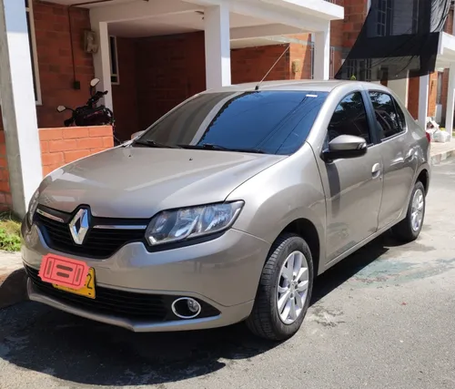 Renault Logan PRIVILEGE / INTENS MT 1600CC AA 16V 2AB ABS