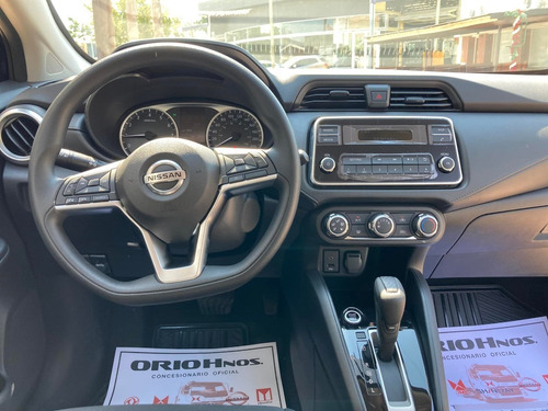 Imagen 9 de 10 de Nissan Versa 1.6 16v Sense Cvt 0km My2022 Azul Metalizado