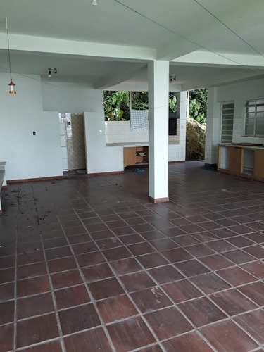 Imagem 12 de 15 de Casa Comercial Em Parque Monte Libano - Mogi Das Cruzes - 2737