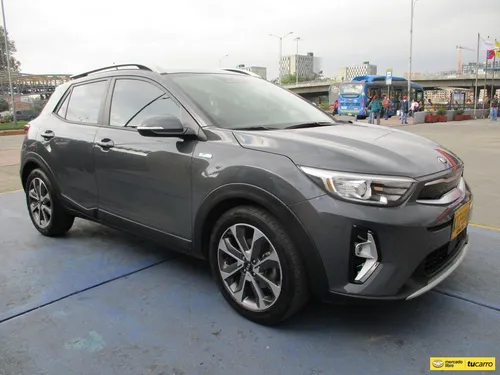 Kia Stonic Zenith Hybrid 4x2 1000cc Mt Aa