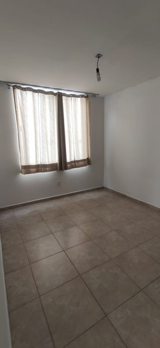 Imagen 11 de 14 de Casa En Renta El Refugio Queretaro Cerca De La Entrada Plaza