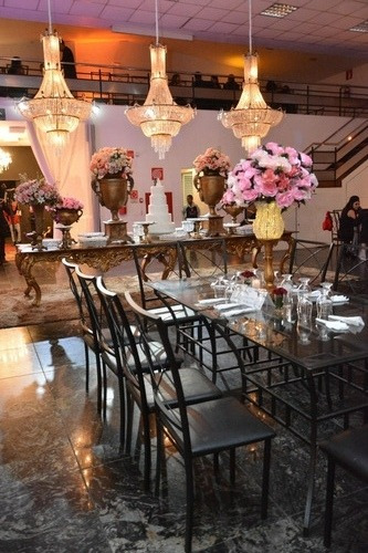 Imagem 3 de 5 de Decoração De Casamentos, 15 Anos, Formaturas