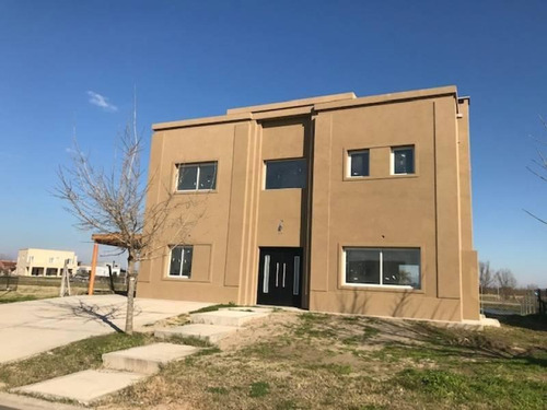 Imagen 2 de 20 de Casa En Venta En El Cantón Maroto Propiedades