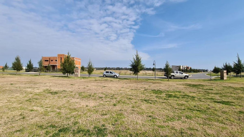Imagen 2 de 14 de Venta, Terreno, Barrio El Naudir A La Laguna, Escobar.