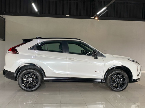 Mitsubishi Eclipse Cross 1.5 Hpe Black Turbo Cvt 5P