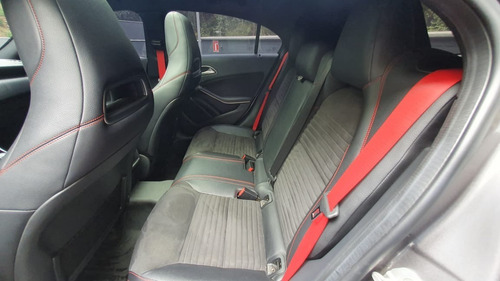 Mercedes Benz A45 Amg Modelo 2015