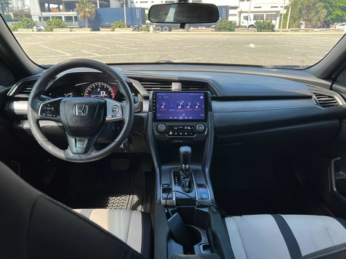 Honda Civic 2018 Lx Hatchback Americana