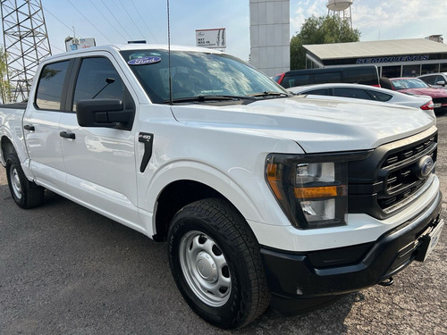 Ford F-150 4p XL Crew Cab 4x4 V6/3.3 Aut