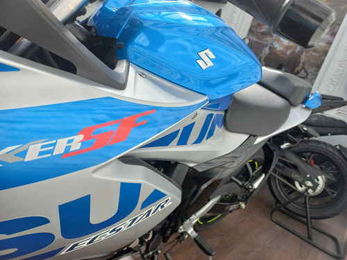 Suzuki Gixxer 250 Sf