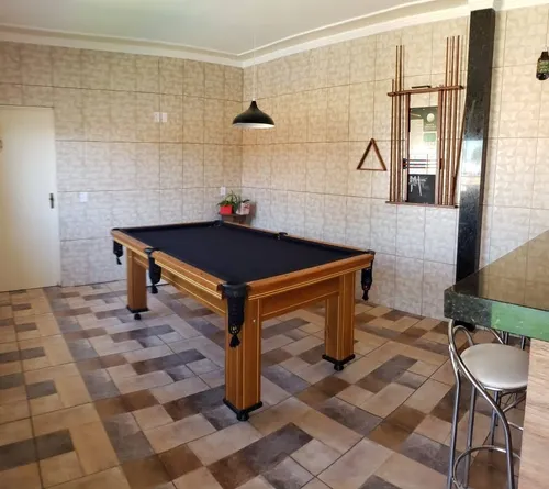 Casa - Cajuru/sp
