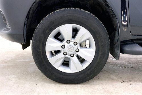 Imagen 9 de 25 de Toyota Hilux Pick-up 4 Pts Doble Cab Sr, Tm5, A/ac, Ve, Ra-