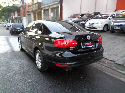 Imagem 4 de 9 de Volkswagen Jetta Confortline 2.0 8v Flex 2012/2012