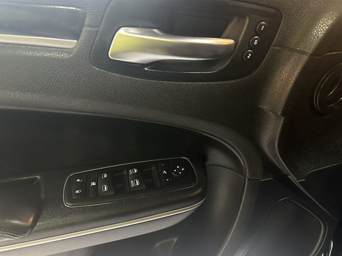 Chrysler 300C 3.6 V6 GASOLINA AUTOMÁTICO
