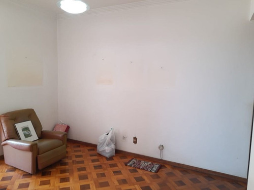 Imagem 21 de 30 de Apartamento Todo Reformado Com: Dois Quartos, Sala Um Banheiro Social E Dependência. - Ap5595