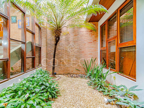 Imagem 12 de 26 de Venda - Residencial Tamboré 2 - 1100m² - Localização Privilegiada - Cncl1371
