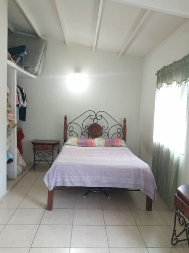 Imagen 10 de 14 de Casa Asocsuveas Urb Felizmar De 108 M2 Los Teques