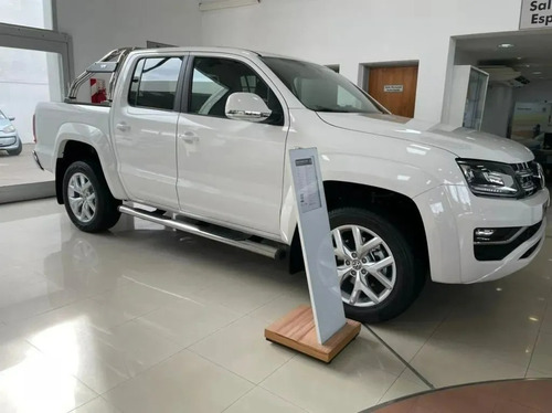 Imagen 2 de 17 de Volkswagen Amarok V6 Highline 0km Entrega Inmediata 2023