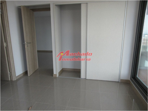 Imagen 10 de 30 de Venta De Apartamento De Dos Dormitorios En Punta Del Este
