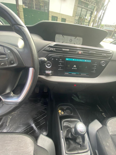 Imagen 13 de 16 de Citroen C4 Picasso Feel Pack Hdi