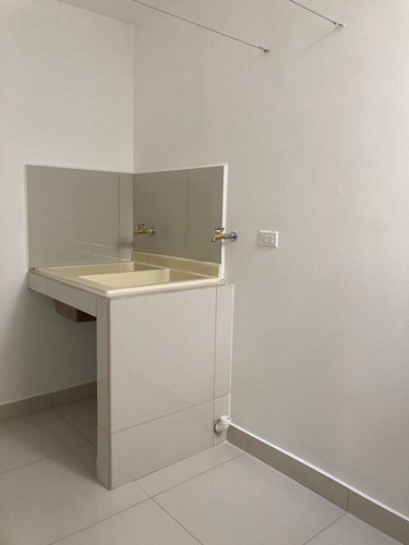 Imagen 3 de 3 de Se Alquila Apartamento