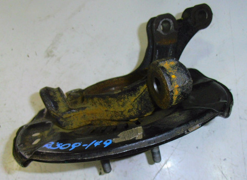 Muñón Con Masa Sin Abs Del Derech Toyota Yaris Año 2006-2012