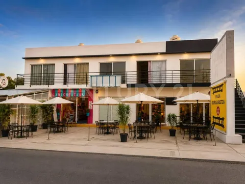 Plaza Comercial  En Venta En Av. Lapislázuli