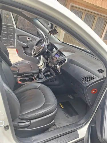 Hyundai TUCSON IX-35 2.0l 4x4