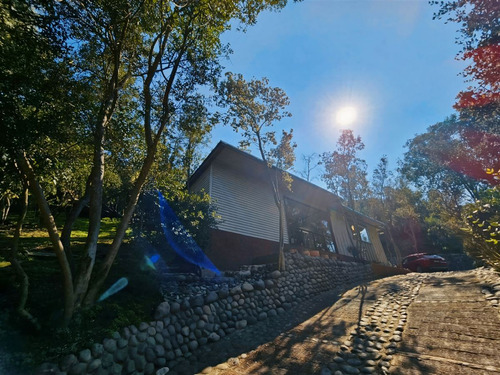 Hermosa Parcela Con Casa, Incluye Piscina, Sauna Y Tinaja.