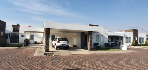 Imagen 2 de 30 de Venta De Casa De Una Planta En Metepec, Estado De Mexico