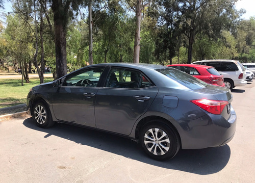 Toyota Corolla 1.8 Base Mt