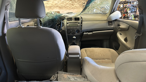 Toyota Corolla Xli 1,8i N 4p Volcado No Chocado Funcionando