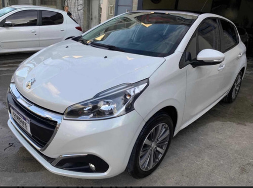 Peugeot 208 1.5 Allure Touchscreen