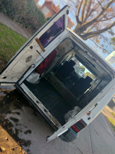 Imagen 6 de 10 de Renault Trafic 1.4