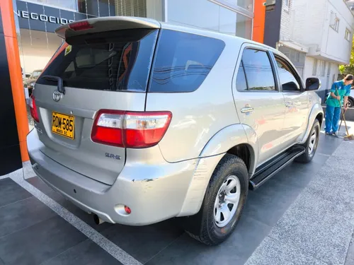 Toyota Fortuner 2.7l 4x4